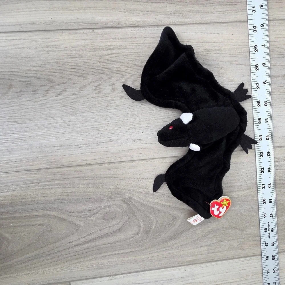 NWT-RETIRED -Radar-Ty Beanie Baby the Bat Black Plush Vintage 1995-bent tag